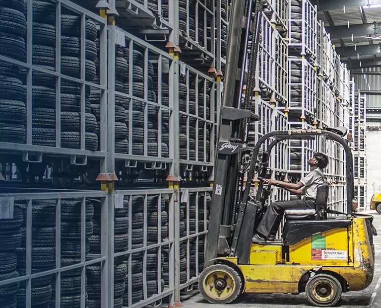 Hoàn thiện ở nước ngoài